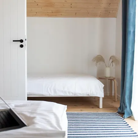 Nadmorska Otulina - Nowoczesne Dwupoziomowe Nad Morzem Z Duzym Ogrodem