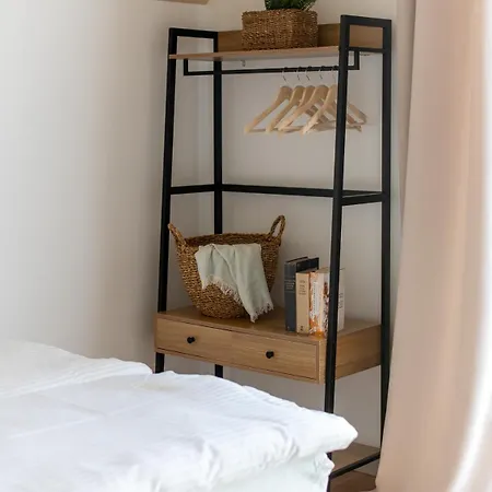 Nadmorska Otulina - Nowoczesne Dwupoziomowe Nad Morzem Z Dużym Ogrodem Dom wakacyjny *