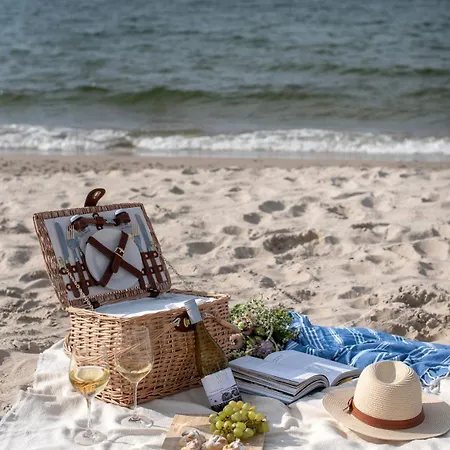 Dom wakacyjny Nadmorska Otulina - Nowoczesne Dwupoziomowe Nad Morzem Z Dużym Ogrodem