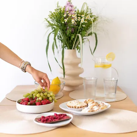 Nadmorska Otulina - Nowoczesne Dwupoziomowe Nad Morzem Z Dużym Ogrodem Dom wakacyjny *