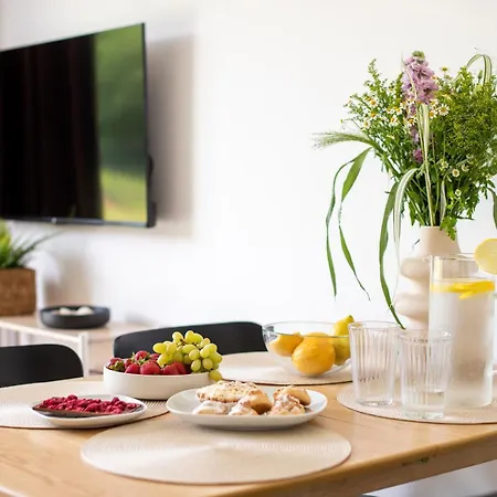 Nadmorska Otulina - Nowoczesne Dwupoziomowe Nad Morzem Z Dużym Ogrodem * Ustka