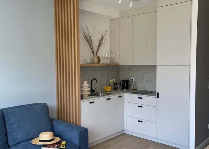 Nadmorska Otulina - Nowoczesne Dwupoziomowe Nad Morzem Z Duzym Ogrodem Ustka