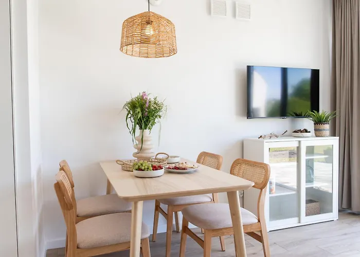 Nadmorska Otulina - Nowoczesne Dwupoziomowe Nad Morzem Z Duzym Ogrodem Hébergement de vacances Ustka