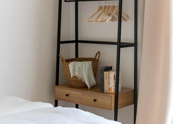 Nadmorska Otulina - Nowoczesne Dwupoziomowe Nad Morzem Z Duzym Ogrodem Hébergement de vacances *