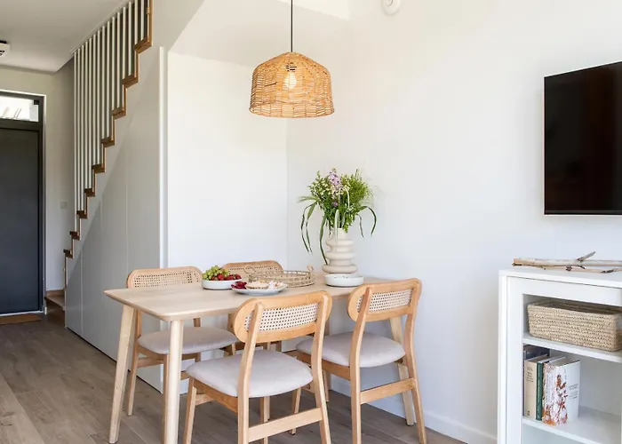 Hébergement de vacances Nadmorska Otulina - Nowoczesne Dwupoziomowe Nad Morzem Z Duzym Ogrodem *