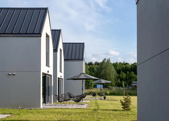 Nadmorska Otulina - Nowoczesne Dwupoziomowe Nad Morzem Z Duzym Ogrodem